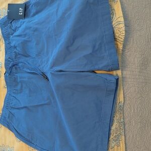 Gap pull-on shorts blue size large